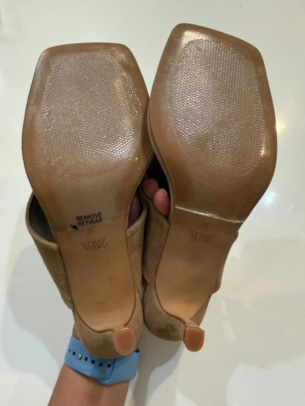 ZARA Women's Toe Post Heeled Leather Sandals NWOT | Size 39 - Picture 8 of 10